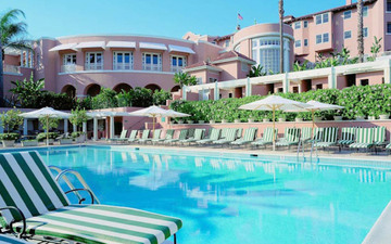 Thumb_beverly_hills-pool