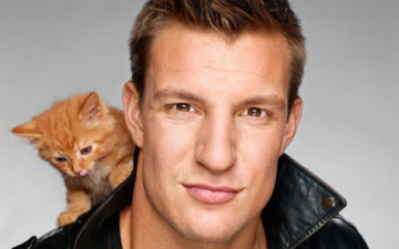 Thumb_rob_gronkowski_kittens_espn_the_magazine_photos