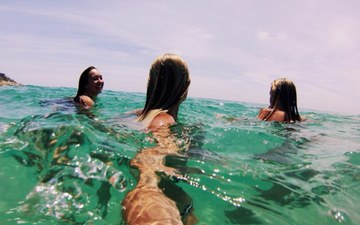 Thumb_art-fashion-friends-girls-favim.com-1891401