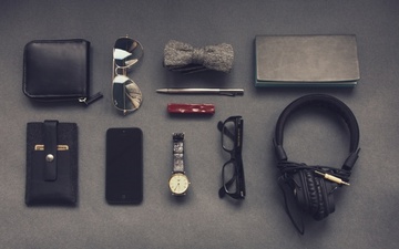 Thumb_bow-tie-sunglasses-apple-iphone-large
